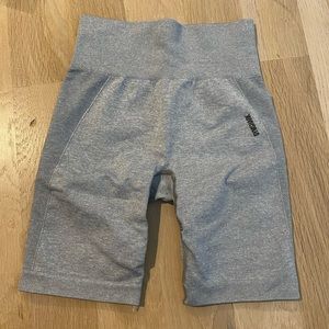 GYMSHARK BIKER SHORTS
